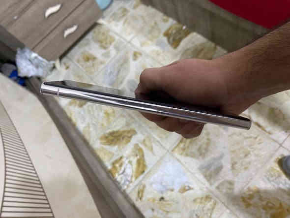 📱 للبيع Samsung S23 Ultra
✨ اللون: أبيض
🌍 نسخة الشرق الأوسط – Dual SIM
💾 الذاكرة: 256GB

🔒 الجهاز ما مفتوح ولا داخل صيانه
 فقط فطر موضح بالكلاس الخارجي وما ماثر ع لمس ولا عله شي

السعر 550 الف وبي مجال

الاستفسار ***********
