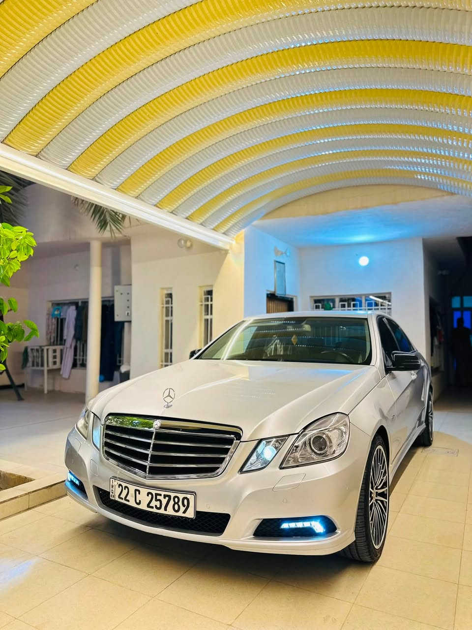 Mercedes-Benz E350 2009
-------------------------------------

#السعر :129$ وبيه مجال بسيط

‏

#رقم الهاتف : *********** 

#رقم السيارة : اربيل

#مكان السيارة : واسط/العزيزية 

------------------------------------

سلام عليكم 

للبيع فقط مرسيدسW212 موديل 2009 اصل حجم 350 محرك 6 سلندر  رقم اربيل مكفولة من ضربة بيه صبغ قطع  بدون دواخل وايرباك سيارة ماشية 83 الف حقيقي وارد ياباني 

تفاصيل👇🏼👇🏼

1_ بصمة⁩

2_محرك 6 سلندر ✈️+ كير توبترونك  ⁦⚔️⁩

3_تبريد قطعتين ⁦❄️⁩

4_كروز سرعة🔒 

5_مراية داخلية+جانبة عاكسة ⁦🔍

6_تحكم ستيرن ⁦⚔️⁩

7_ شاشة  🖥⁩

8_ مري شفط

9_تجاوي خلفية كهرباء⁦⚔️⁩

10_كشنات كهرباء  ✨⁩

11_ لدات الداخلية⚔️⁩

12_ انارة ترحيب💡 ⁩

13_شاشة اعطال💬

14_داخل مخمل+جلد  ⁦⚔️⁩

15_شاشة جبيرة 

16_ جام اخضر

17_سستم ايرباك⚔️⁩ 

18_ويل 19 تو سايز  +تخم تاير جديد⁦⚔️⁩

19_صدر امامي خلفي جديد ⁦🛠️⁩

20_حساس مطر💦

21_هزة وفحص جدد

22_كشنات هيترات 🔥 

23_تبريد+ تدفئة شغالة 

24_داخل قرميدي 

25_حساسات امامي خلفي 

26_لايت زنون داينمك

27_بردات خلفية 

 

-------------------------------------
