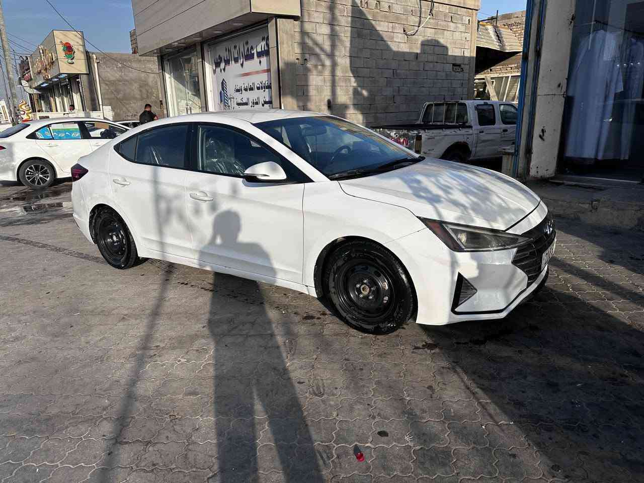 النترا 2020 رقم سليمانية
محرك دوش 2000
ماشيه 115 كيلو 
صور الحادث بالمنشور 
تحكم ستيرن 
تدفئة كشنات 
تدفئة ستيرن 
رادارات 
بيها بارد بالجاملغ الخلفي والباب 
تخم تاير تبريد 
مكينة وكير مكفولات 
السعر 118
***********
