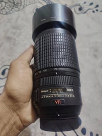 عدسة نيكون • ٧٠-٣٠٠ VR • الفوكس مايثبت