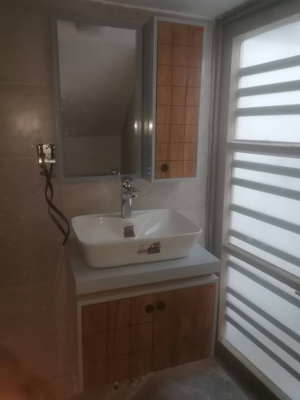 الحمد لله تم انجاز بعض البيوت بعون الله تعالى هذه جزء بصيط من شغلي انشاء الله يعجبكم وتم تجهيز القوائم من انشائية الاخ المحترم ابو زياد ابراهيم طارق زياد طارق المعموري للاستفسار ***********
