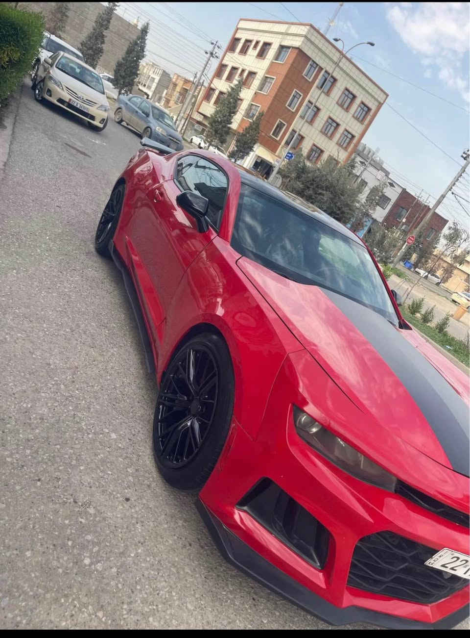 كامارو 2016 بيها قطعتين صبخ بدون دواخل
بيها مكانين عل بارد 
رقم سنوي جديد تحويل وكاله بشرط 
گير محرك بشرط 
سعر 103$ 
غرامه 240 الف نزل من سعر 
*********** زاخو, دهوك
