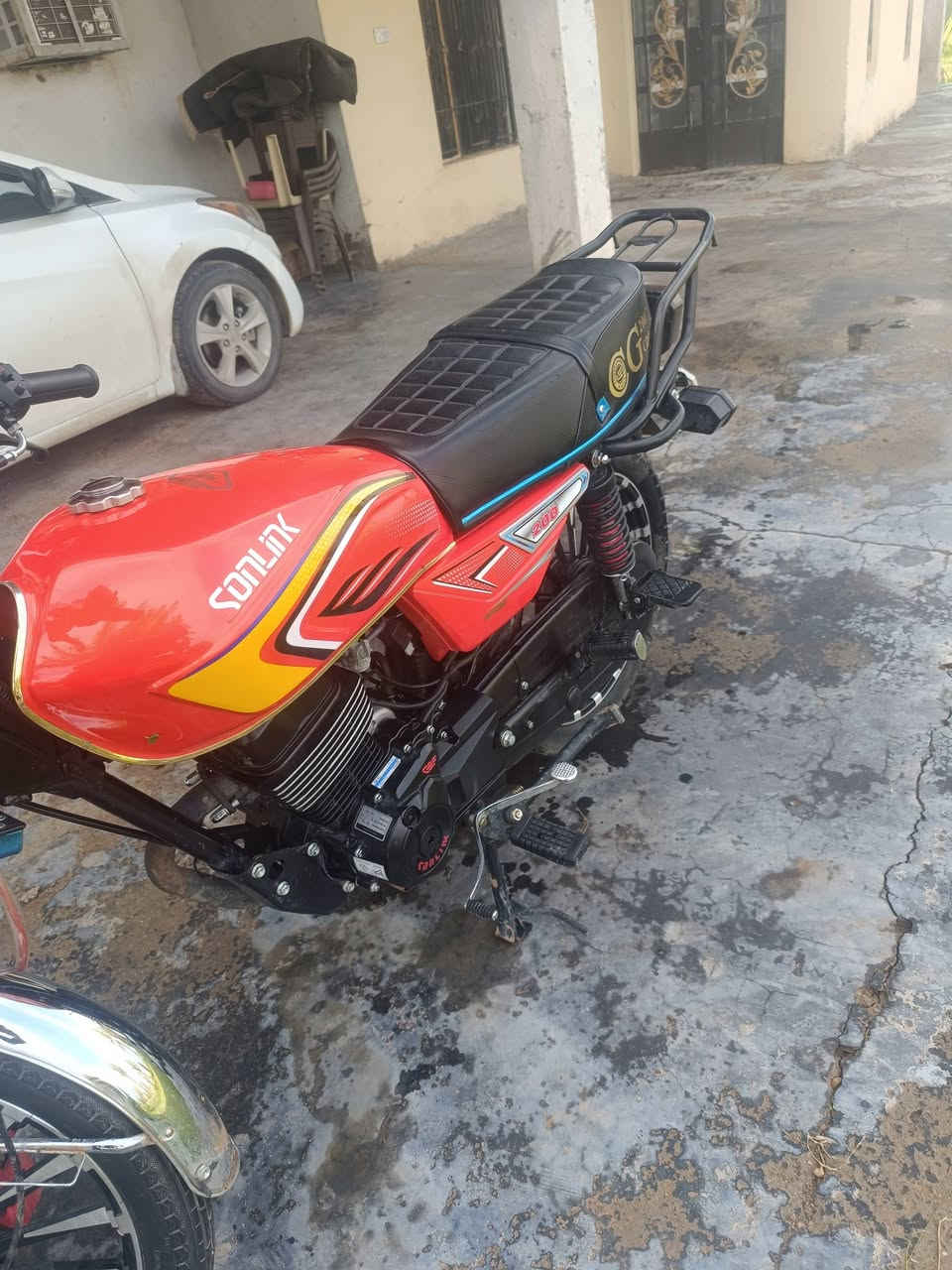 ايراني 25 ضاقطه وزنجيك نضافه خير من الله سعر 800 رقمي بدون واتساب ***********
