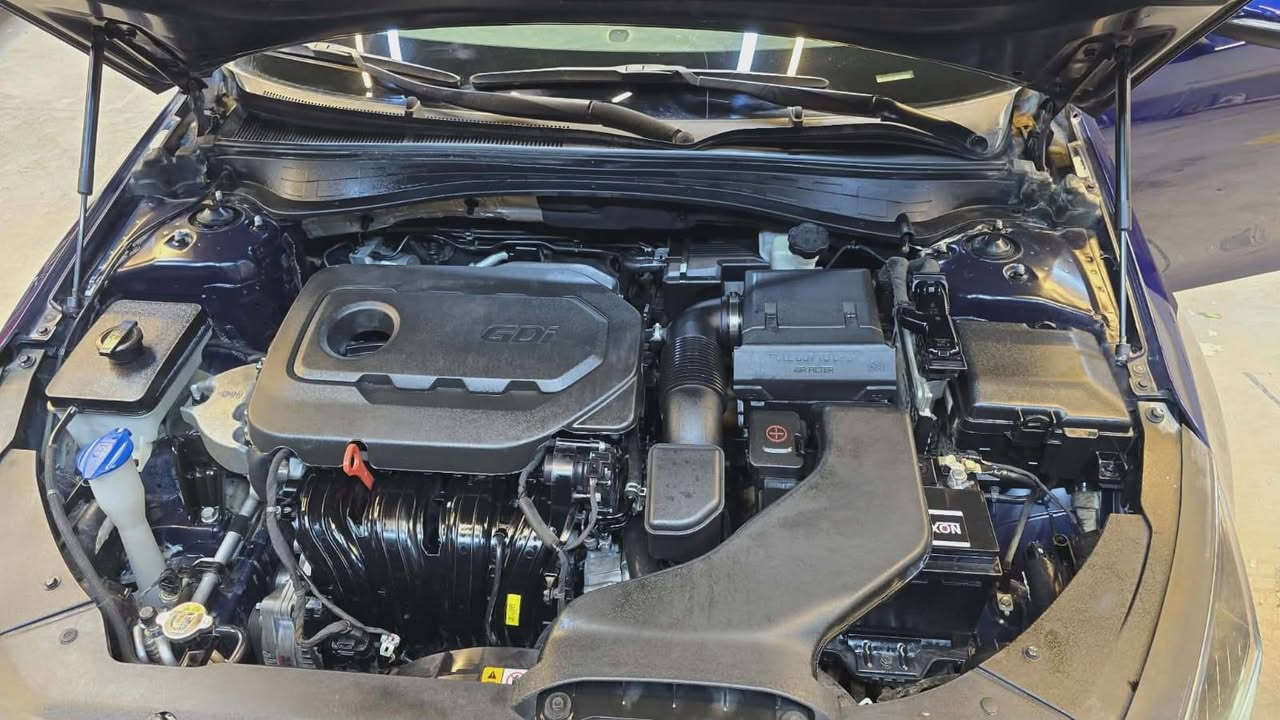 اوبتيما  2019 فول مواصفات فئة ال S حادث خلفي بدون ايرباك .ماشيه ٥٤ رقم بغداد .للإستفسار ***********
