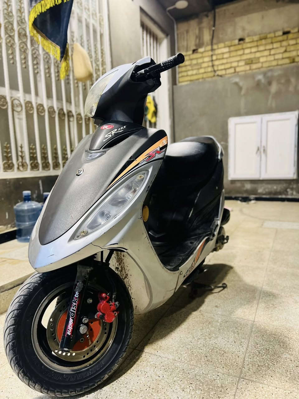 السلام عليكم
كامكو g4

دراجه مامفتوحه شرط مكينه حاويه بس گايمه 

لايت عالي ناصي زنون 

اشاير عدادات

كيج بانزين

صالنصه رياضي 

حساس ليزري 

لد دشبول وسكن 

فحل دسك امامي خلفي

زوج تايرات اصلي 

كابريتر حاويه  

ربع مذب عليها نواقص غير انو كايمه ابيع هيج 

قيم بلي يرضي الله واخذ سعر كسران لاتعلق ولا تخابر 

*********** فقط واتساب 

مكان النجف شارع المطار
