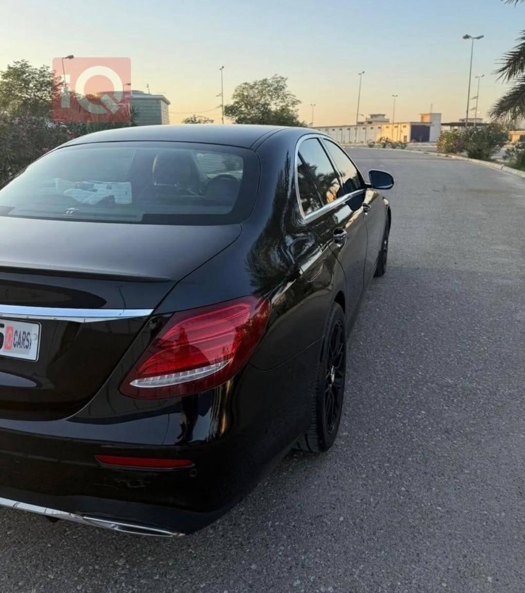 🚘 للمراوس فقط مرسيدس E200 موديل 2017 🚘

▪️ الموديل: Mercedes E200
▪️ سنة الصنع: 2017
▪️ وارد خليجي
▪️ الممشى: 180,000 كم
▪️ مكفولة من الصبغ والدعمة
▪️ بارد مكانين
▪️ سيارة نظيفة جداً وجاهزة للاستخدام اليومي
▪️ محرك اقتصادي وأداء ممتاز
▪️ داخلية فخمة ومريحة مع جميع مواصفات مرسيدس المعروفة
▪️ ثبات عالي وراحة كبيرة بالسفر والطرق الطويلة
▪️دبل بصمه 
السيارة بحالة ممتازة من ناحية المحرك والجير والشاصي، 
للمراوس مع تيسلا موديل y
📞 للاستفسار يرجى التواصل على الخاص


**إذا كنت صاحب هذا الإعلان وتريد حذفه لأي سبب، رجاءا أرسل رسالة إلى الدعم الفني**
