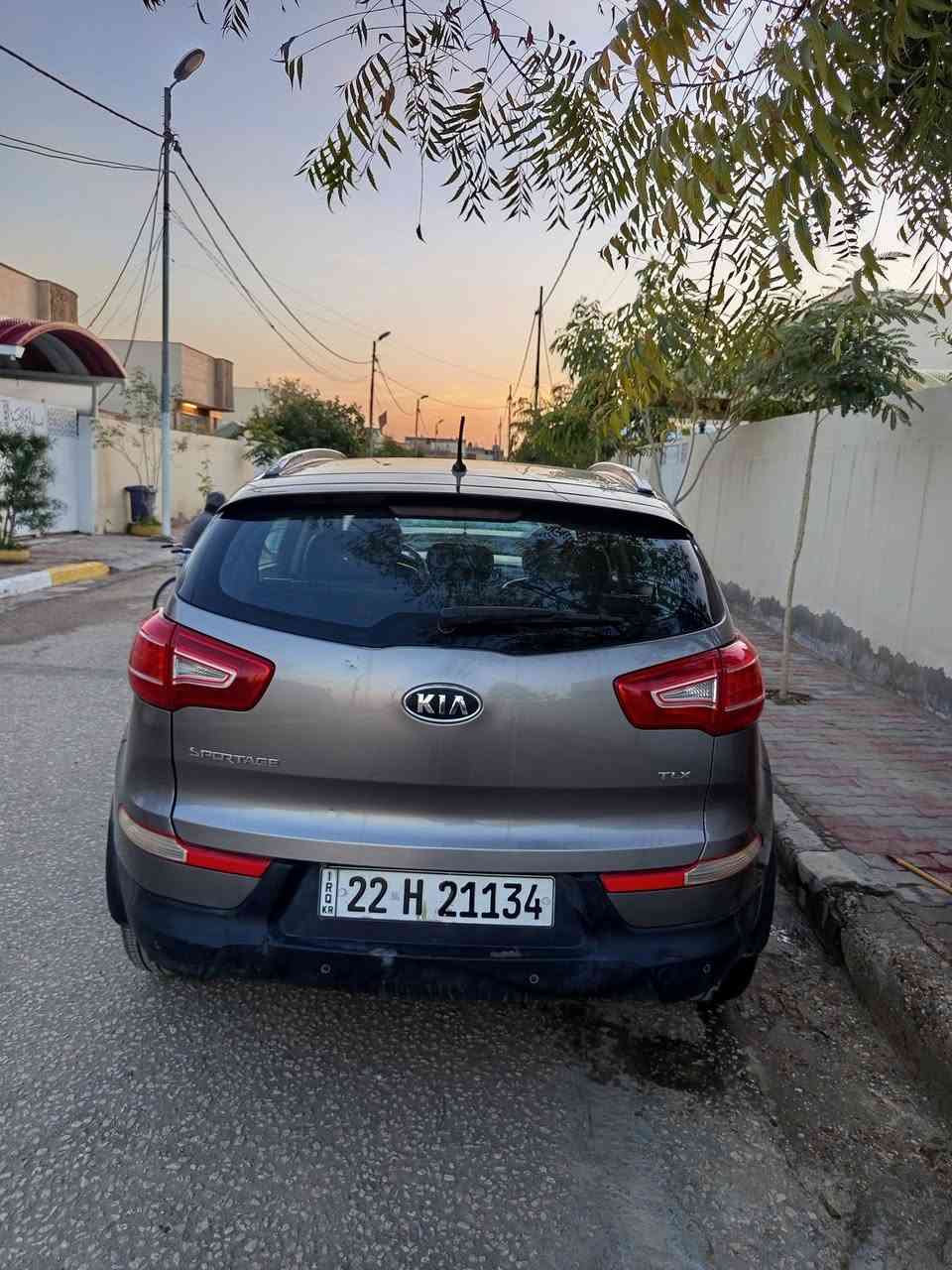 للبيع كيا سبورتج ٢٠١٢ اربيل خليجي  مكان بابل اتصال على الرقم ***********
