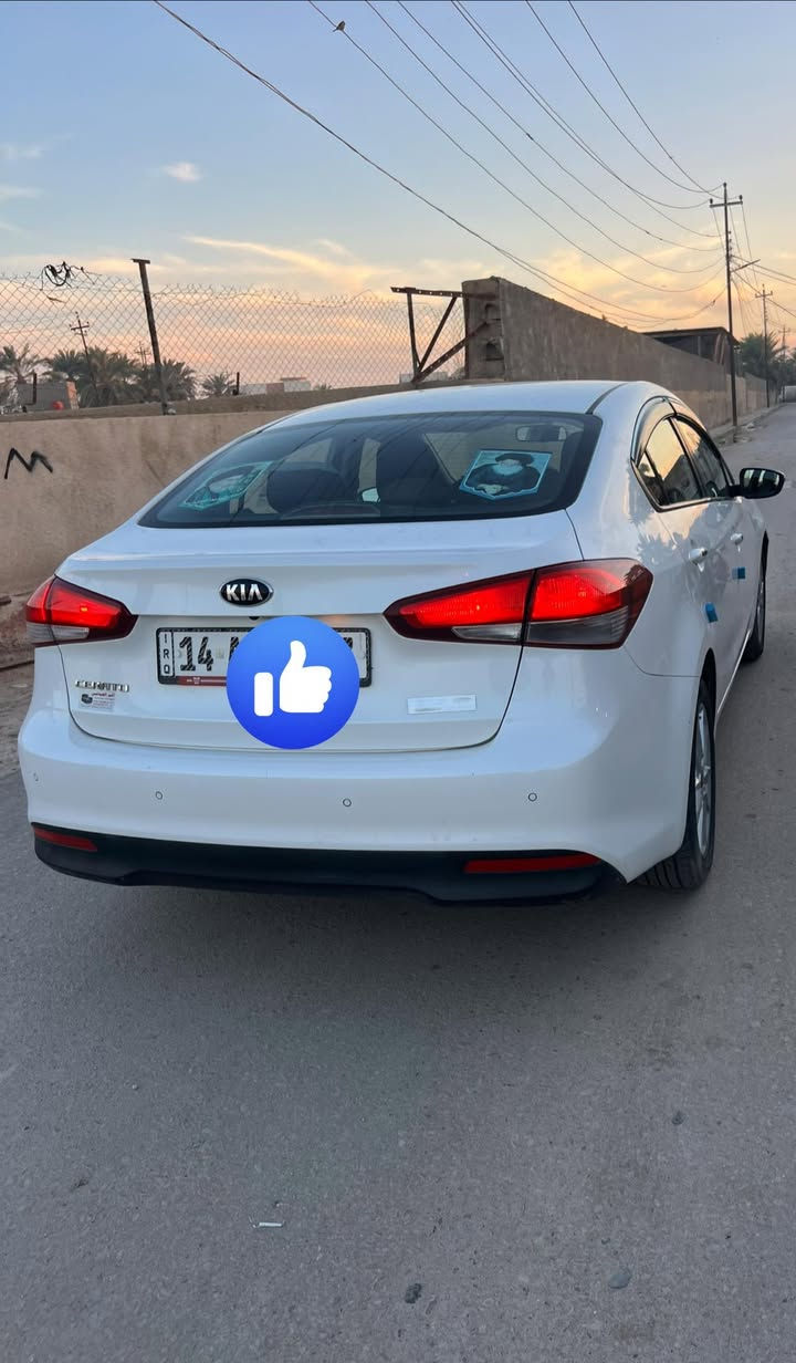 كيا سيراتو موديل 2018رقم بصره بسمي موصفات عده الفتحه والبصمه سونار مرفق مع المنشورالسعر 135مكانها بالرميثه للاستفسار ***********واتساب موجود 
تبريد قطعتين
مري شفط
حساس اماي خلفي
شاشه كامره
لد امامي
مثبت سرعه
خمسه ويل كب
