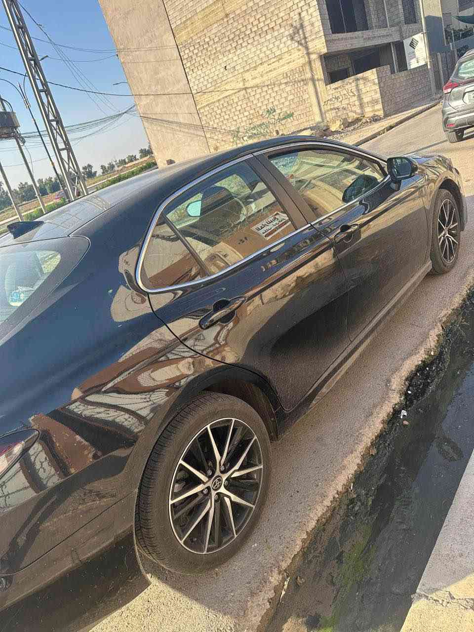 كامري موديل 2024 وارد امريكي  لون اسود رقم اربيل بسمي هزة جديدة  ضررها خلفي شرط بدون دواخل وبدون إيرباك تبديل قبغ صندوق اصلي نفس اللون وصبغ جاملغ الخلفي الأيسر ماشية 22700 سيارة نظيفة موجودة باربيل او الموصل السعر 219 بيها مجال قليل  ..للاستفسار

 *********** 
*********** أربيل, العراق
