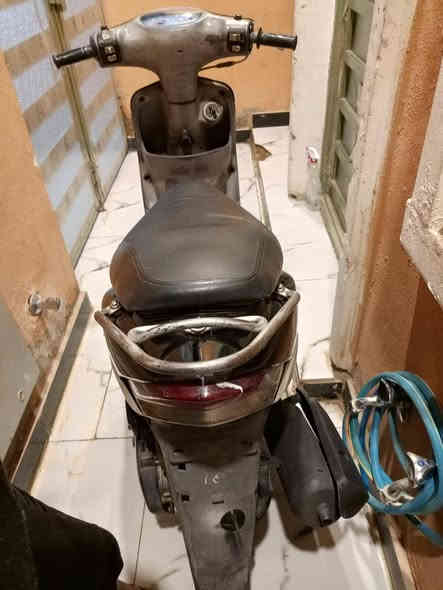 سلام عليكم دراجه ماكس منغولي دراجه جاهزه دراجه نقصه بس باتري محرك ما مفتوح ابد سعر 500 كلشي شخال بس عداد سرعه رادله قمجي مكان دوره رقم بي وتساب ***********
