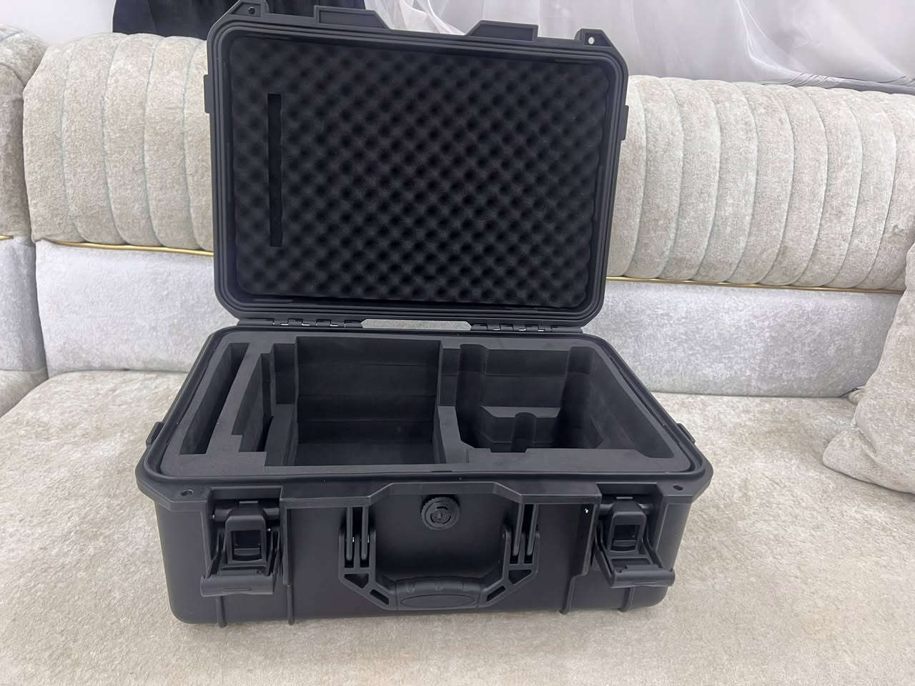 حقيبه بهذ شكل الجميل حط سعر مع توصيل وبلعافيه


**إذا كنت صاحب هذا الإعلان وتريد حذفه لأي سبب، رجاءا أرسل رسالة إلى الدعم الفني**