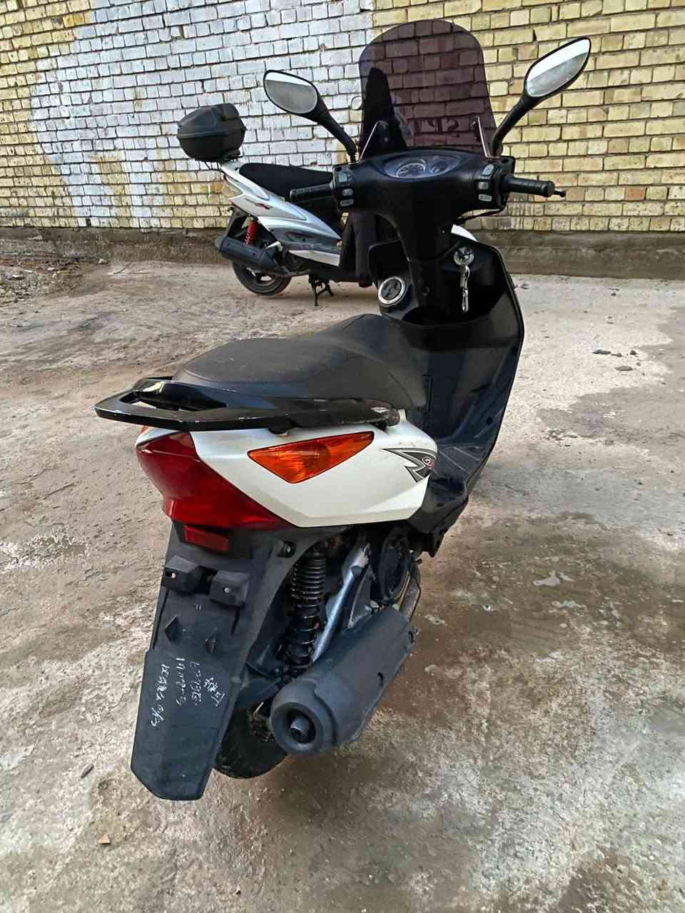 سلام عليكم ثعلب بطريقية ماشية20 الف كفالة عامة كلشي ع بلاد نكرة بكل وقت ناعمة كل نقص ماكو للبيع 875 بيها مجال للشراي مكاني الغزالية للتواصل***********
