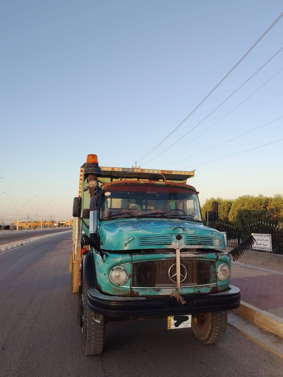 اقجم للبيع موديل 70مسجله قلاب مكينه مجفته جديد سيارة جاهزه للشغل مغيره كله عضايده 81وكير 81فقصه 
سعر خاص ستفسار عل رقم ***********
