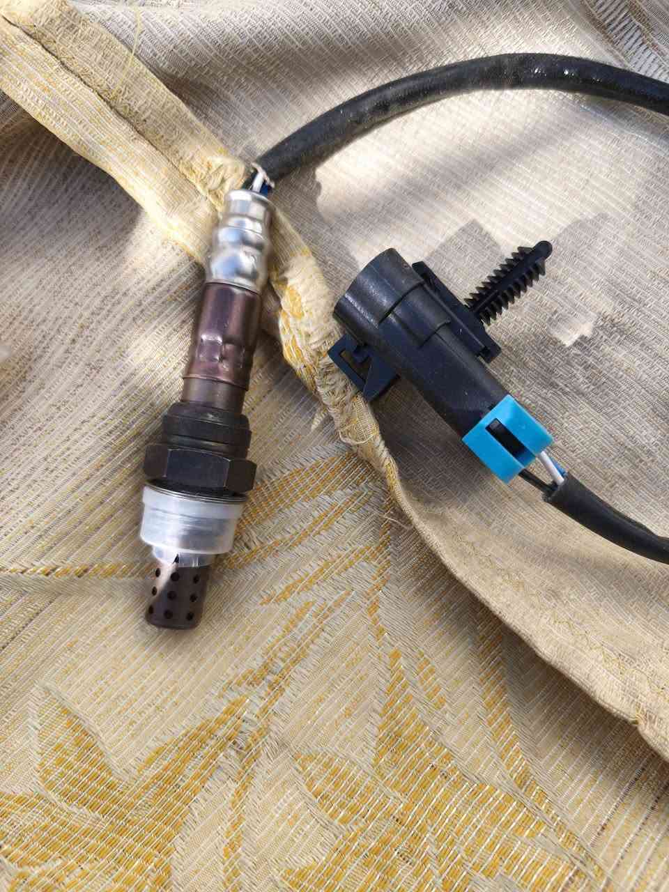 السلام عليكم
حساس صالنصه ماليبو 2011 بعده جديد 
ادفع واخذ 
*********** /واتساب
