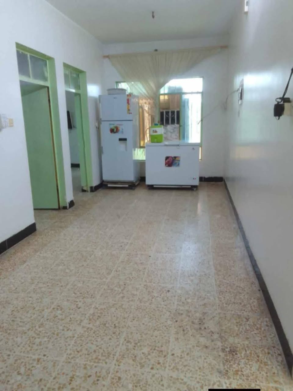 #عروض_مكتب_عـطـاء_الموصل
دار للبيع 

حي السماح الثانية 

قرب مدرسه ايمام الزهري 

المساحة 150 م واجهة 7٫5م

غرفتين نوم وصاله ومطبخ وصحيات وبيتونه 

طابق الثاني غرفة نوم وصحيات 

بناء حديث

خدمات كامله  ماء/// كهرباء/// تبليط 

سند طابو الزهور

نستقبل العروض العقاريه في جميع أحياء الموصل 

للاستفسار مراجعة مكتب عطاء الموصل 

***********

***********

***********
