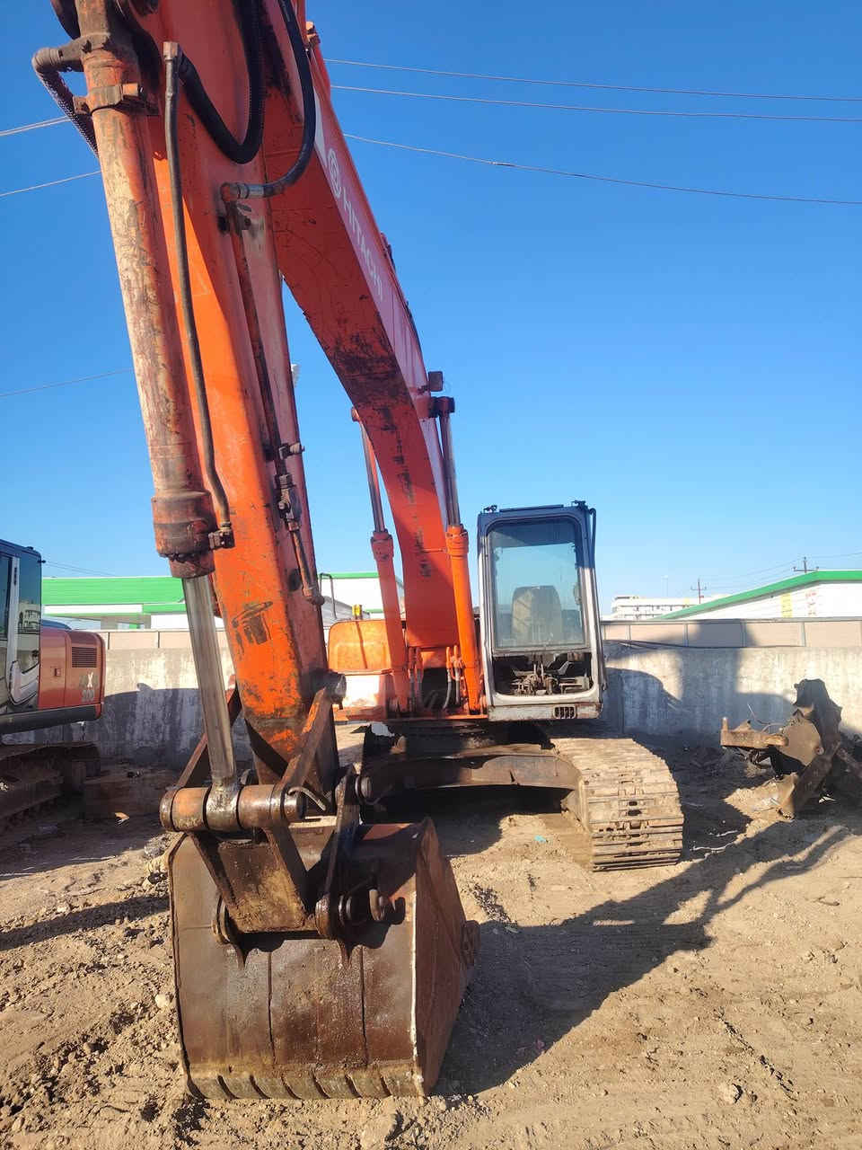 حفاره توه البيع مكان بابل  ***********
