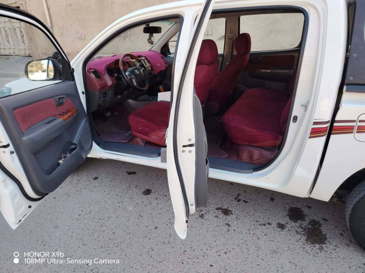 بيكم هايلوكس موديل 2014 كويتيه شاصي 19داخل صاج مكفوله من ضربه كير وتماتيك مكفوله من ضربه مكينه شرط مامفتوحه حداديه صدر كله جديد تبريد ثلج مكاني بغداد  شراي يتصل ***********
