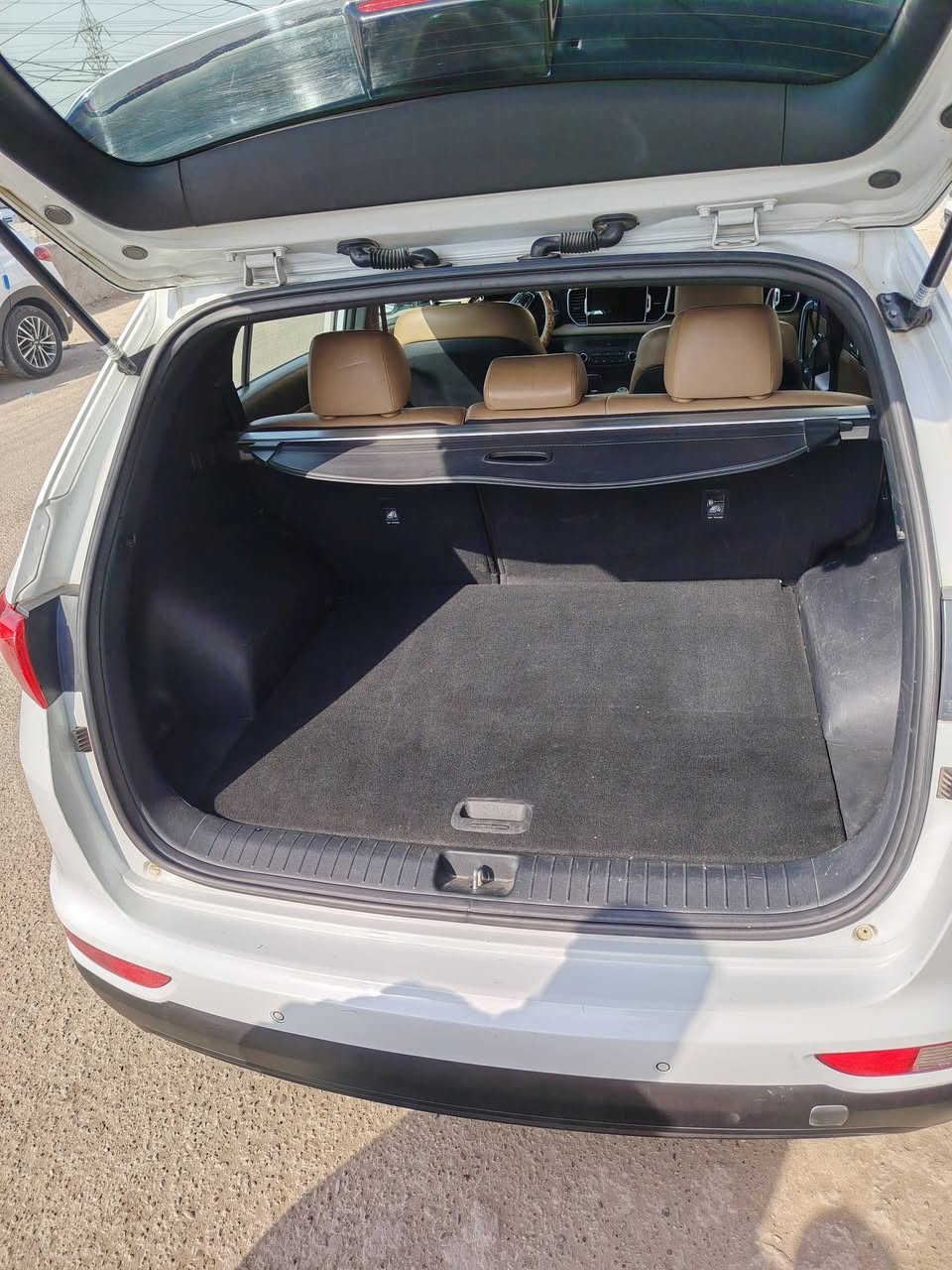 موديل 18 خليجي شركة الدولية المقدس حساس امامي خلفي مري شفط لايت زنان وزركات لايت ماشي 104 الف رقم مشروع وطني كشن السايق كهرباء طخة خفيفة الباب الخلفي يمين مكفولة من كلشي *********** سعر 175 وبيه مجال للطيبين بيع فقط بدون مراوس بيع فقط والسيارة بسمي من البيت للدوام رقم مميز
