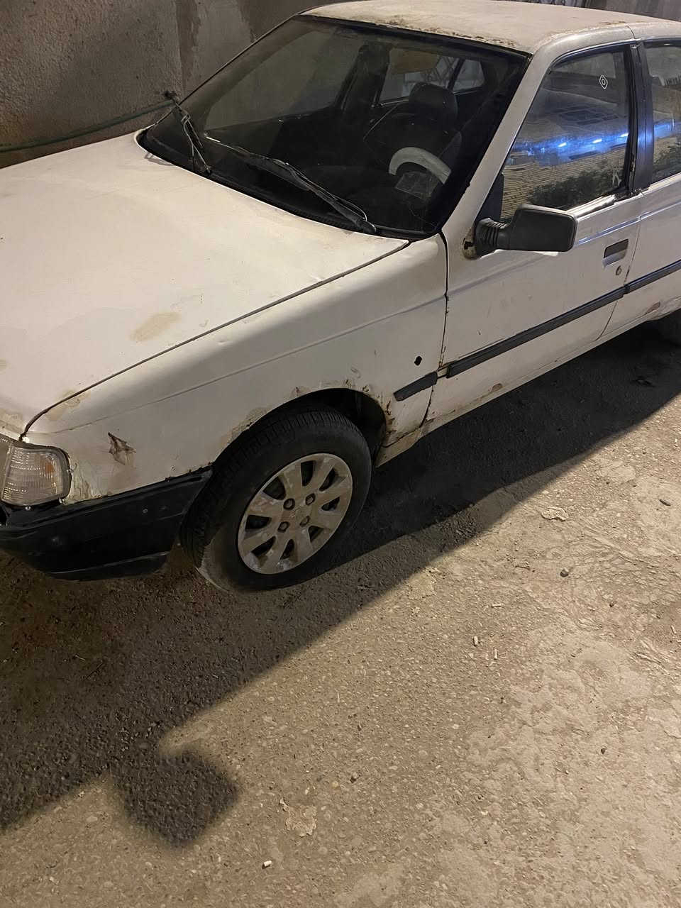 سلام عليكم بيجو روا البيع مديل 2009 سياره مكينه كير حداده خير من الله البدي مكفول من ضربه او تبديل البدي بي فقط خياس رقمها بابل راعيها موجود يمي بل بصره سياره مشروع وطني تداور بل بصره سنويه منتهيه 2024 غرامات مصفره سياره نضيفه دوشمه جديده دواخل حلوه سعر 22 ورقه بيها مجال الستفسار عله هاذ رقم ***********. ***********مكان بصره
