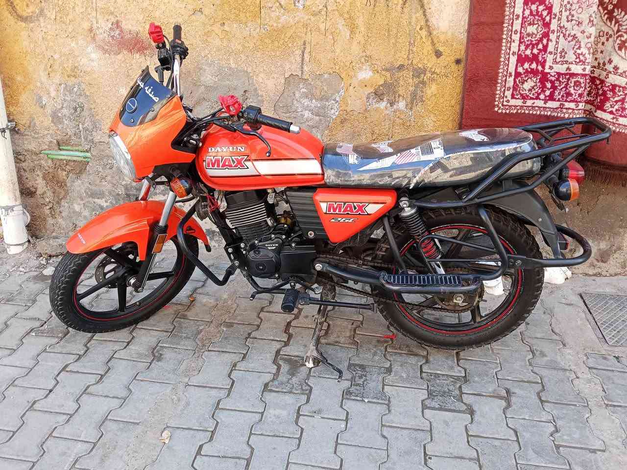 دراجة دايوان موديل 22 مكفولة ونضيفه متواجد فيسبوك والرقم ***********
