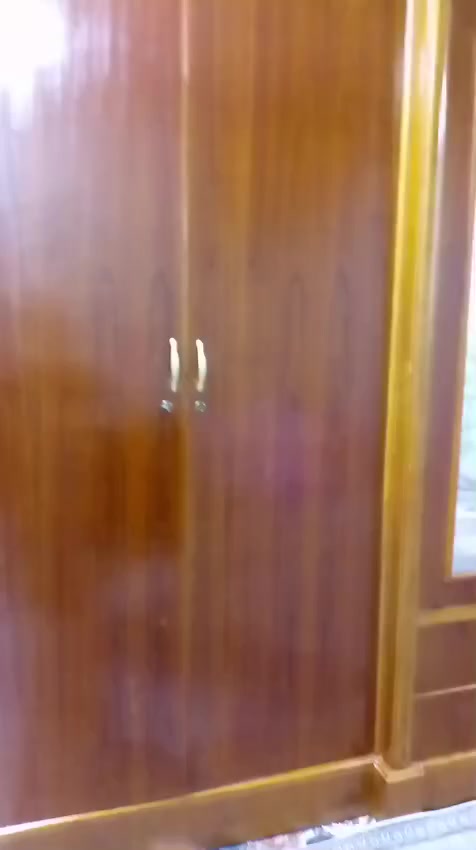 السلام عليكم غرفة صاج نجارة ثقيل صاج داخل وخارج تفصالها ٣ عارضينهة بسعر مليون وبيها مجال


**إذا كنت صاحب هذا الإعلان وتريد حذفه لأي سبب، رجاءا أرسل رسالة إلى الدعم الفني**