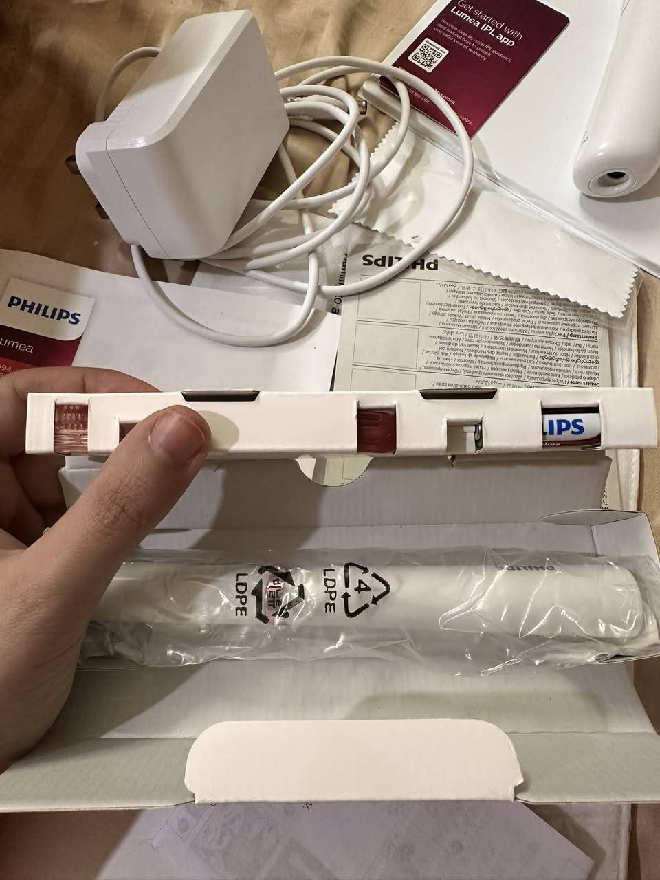 مساء الخير

عندي جهاز ليزر منزلي philips اصلي شتريته من الخارج بي ضمان والباركود  وياه كل ملحقاتة بالباكيت ممستخدمة جديد مستخدم بس مرتين بسعر مناسب


**إذا كنت صاحب هذا الإعلان وتريد حذفه لأي سبب، رجاءا أرسل رسالة إلى الدعم الفني**