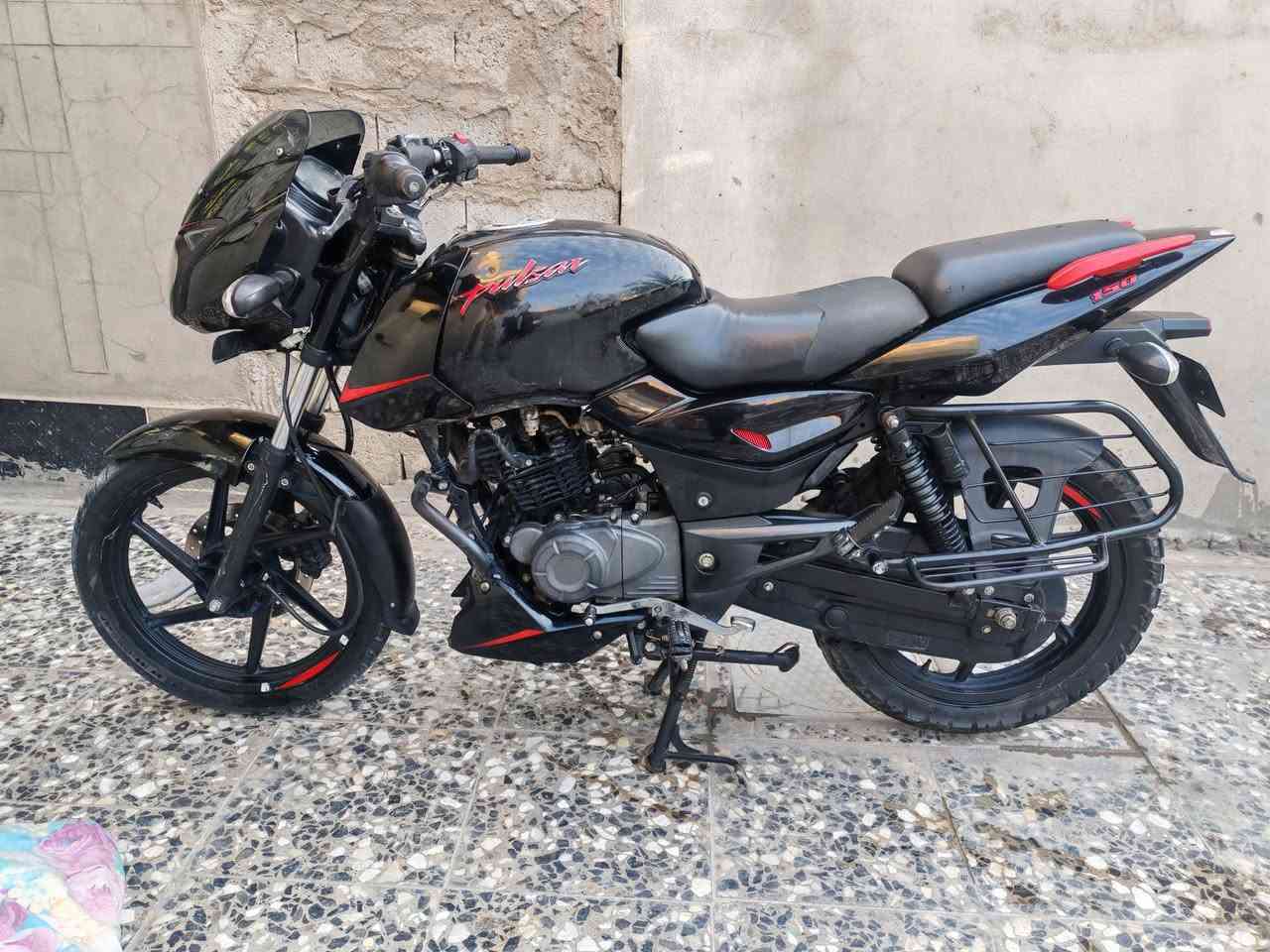 اسلام عليكم
مرقم نكليزي تحويل ثاني يوم
كفاله عامه كفاله عامه
عنوني بغداد رصافه 1
سعر ١٦٠٠
كفاله عامه
***********
تايرات جداد باتري جديد
هزه جديده
