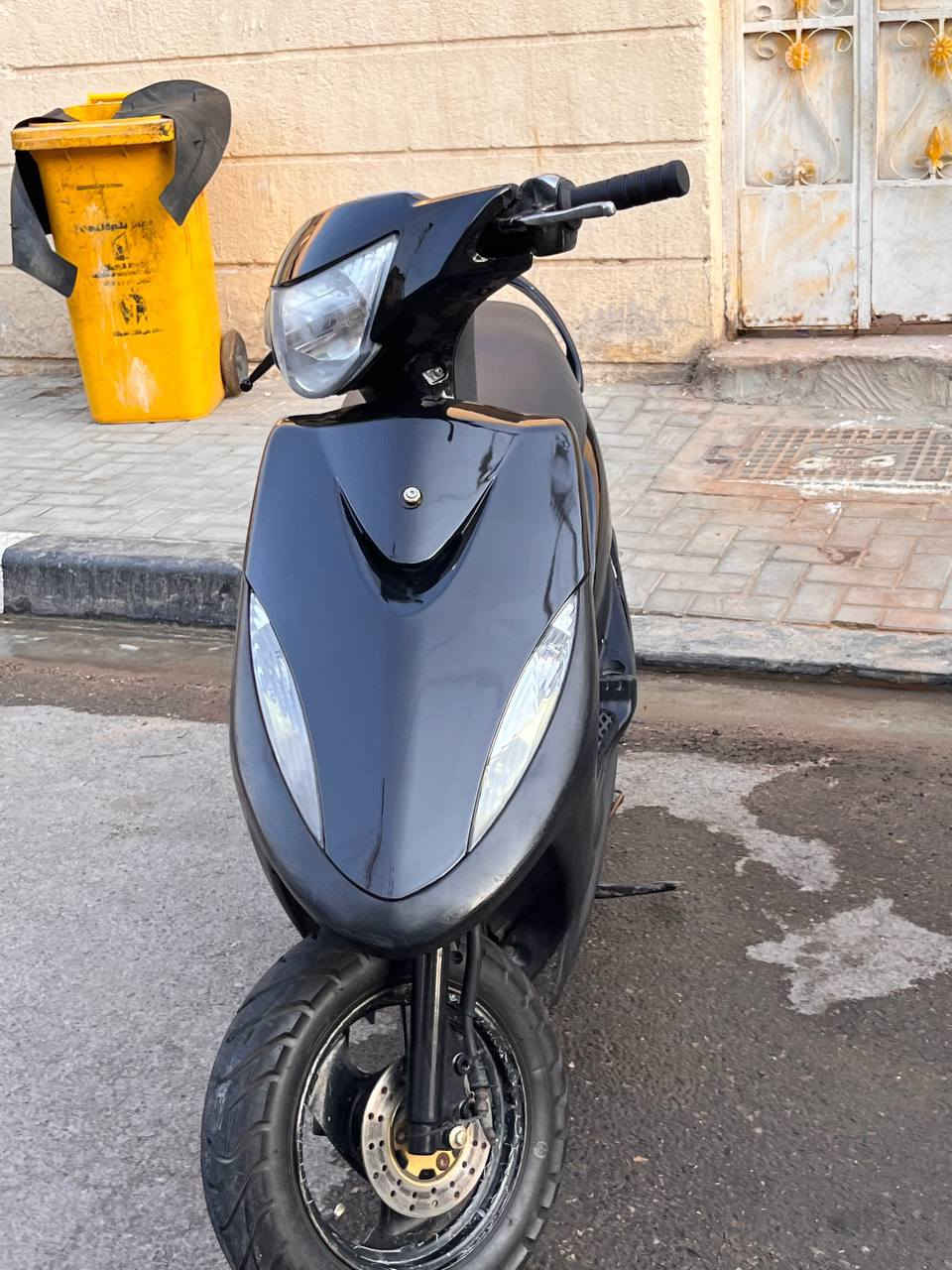 السلام عليكم
للبيع. 
ماكس عدله بلاد 49 ماا مفتوحه كفرات مختمه شغاله سلف وهندر كهربائيات شغاله الدراجه جاهزه من كلشي مكينه خرسه دراجه تخبل سعر 750 مكاني بصره قبله ***********
