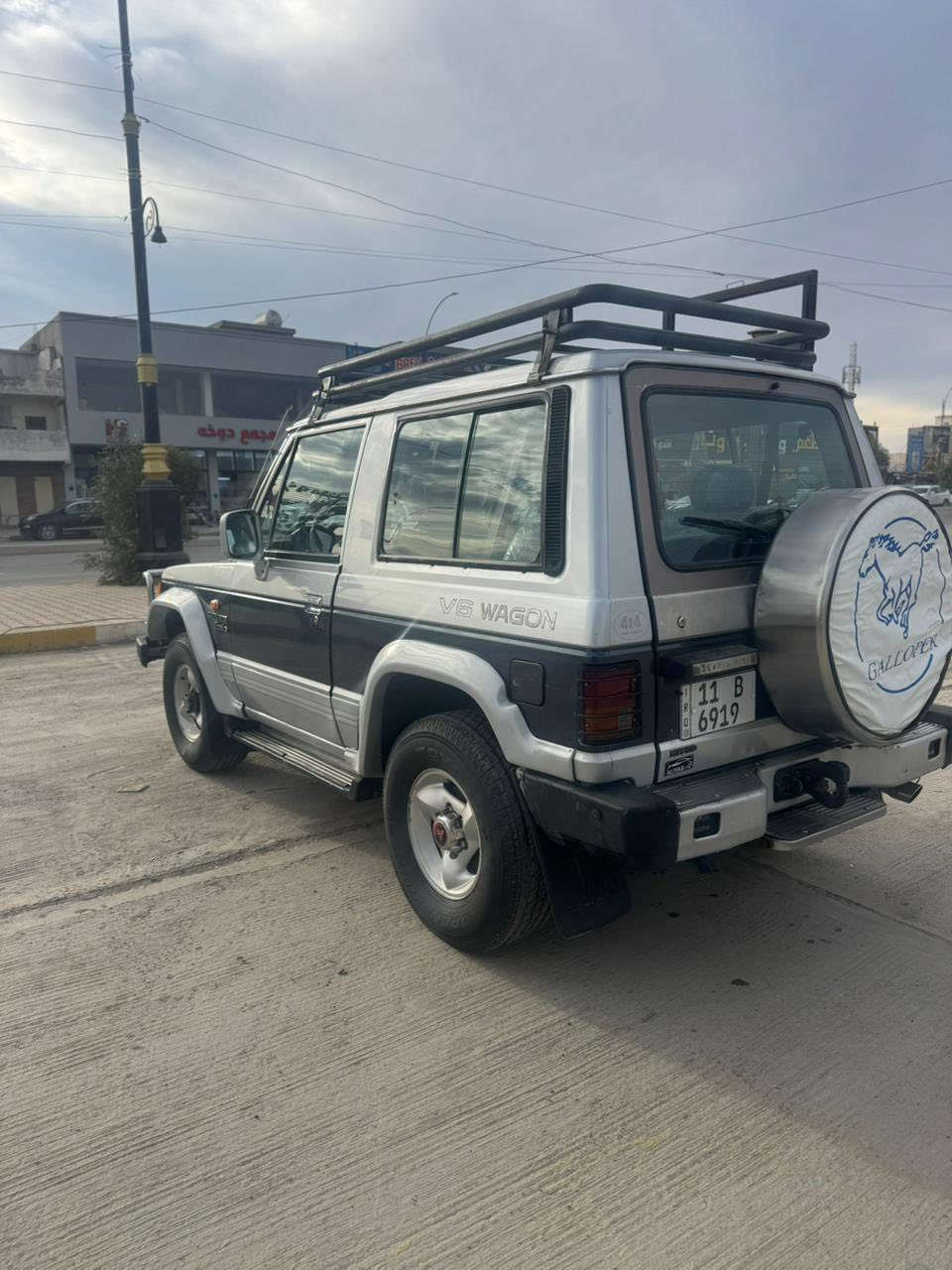 سلام عليكم للبيع كالوبر موديل 1993 كير محرك صدر تايرات كهربائيات باتري كلهن شرط سياره حلوه وجاهزه ومال جناي رقم بغداد دولي سنويه جديده رقم جديد شرط التحويل والغرامات سياره جاهزه وماناقصها كلشي بيها صبغ 3قطع سياره بلاديه كلها محرك V6 بلادي سياره فول نضافه داخل وخارج مكان السياره صلاح الدين تكريت السعر 59 وبيها مجال للأستفسار ***********
