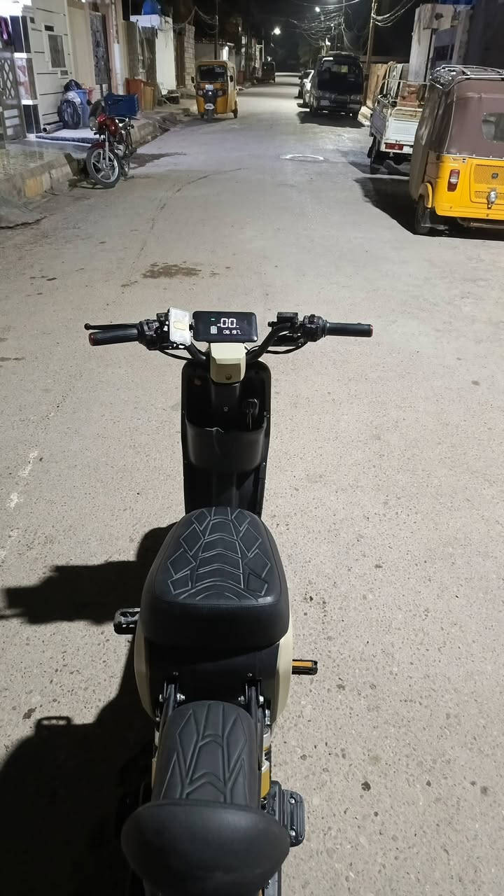 سلام عليكم دراجه R9دراجه جديده بطاريات لكبار ولي لصليات ام لفسفوره وسعر 450وبيهه مجال مكاني ديالى بعقوبة بهرز وشراي يراسلني وتساب أو خاص ***********
