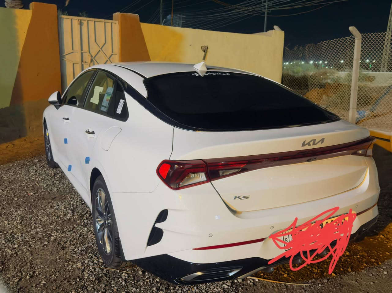 سياره أوبتما K5  خليجي كفاله عامه فقط بارد  موضح بصوره مديل 22  كلش نظيفة فحص كريم حسون ارقام انكليزي حره فول عدى الفتحه الفين دوش ماشيه خمسين الف كيلو متر بأسم صاحبه  مداور ثاني يوم *********** اتصال وتدلل الك اليرضيك
