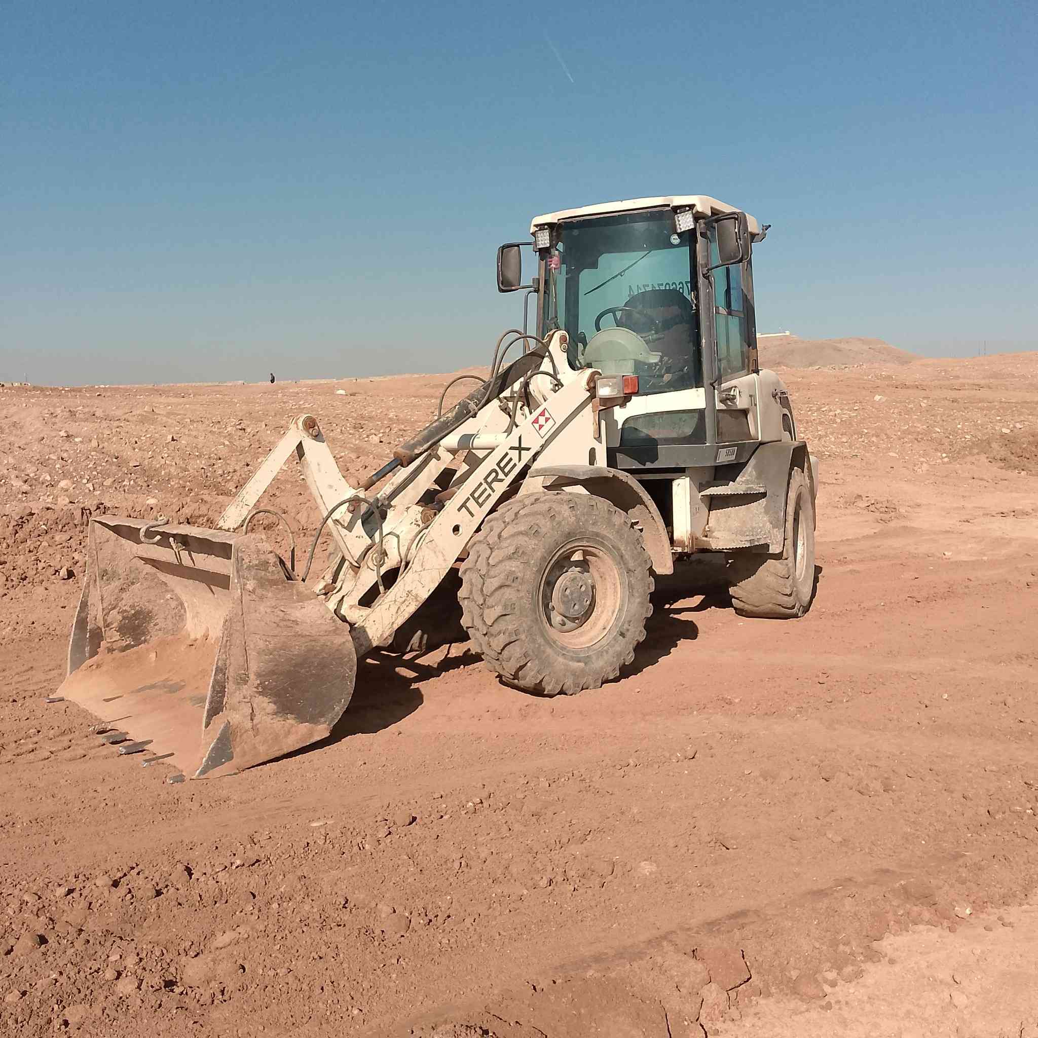 شفل ترکس حجم 80
مودیـل 2007

رقم سلیمانیە سنوی جدید 

حسە کازبی 

سعر 210

مکان دبس 
***********

***********
