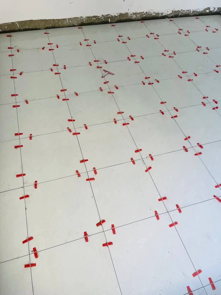 خلفه مصري لتطبيق جميع انواع السيرميك والبورسلين *********** والكاشى والمرمر والبيات
شغل درجه اوله عاليزر
