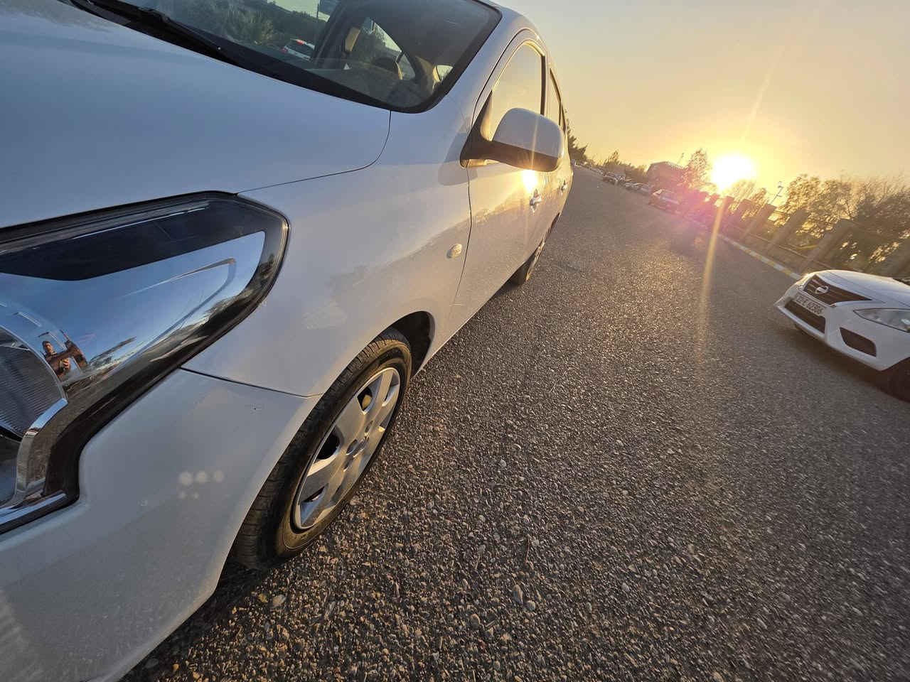 صني ٢٠٢١ هندي
بي سبغ بي معجون
بدون سبغ بدون معجون 
بي سارد تنها يك pdr هةية
٦٥ الف ماشي
***********
