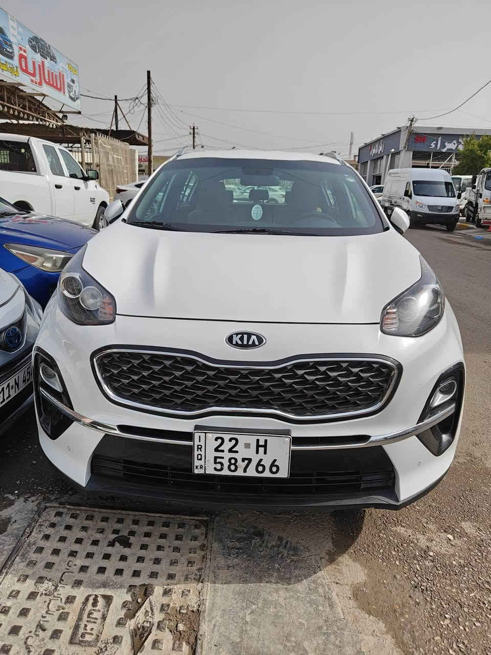 السلام عليكم بيع فقط
كيا سبورتج 2020 خليجي 
قماره حديد 
المواصفات
سويج 
محرك 2000 
حساسات امامي خلفي 
تحكمات ستيرن جهتين 
شاشه تاب 
3 اوضاع قياده . نورمل/ايكو/سبورت 
تبريد قطعتين 
كشنات بيجي مخمل
اشاير بالمري 
مري شفط 
بصمات ابوب + ترحيب ابواب
سايد بريك بالرجل 
تبريد لمس .. بيانو ..
وبعد بيها مواصفات 
ماشيه 50 الف 
رقم اربيل شرط تحويل مباشرة سنويه هزه جديد 
السعر 208  ورقه وبيها مجال 
اي استفسار 
*********** ابو احمد 
مكان بغداد البياع
