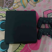 بلايستيشن 4 • PS4