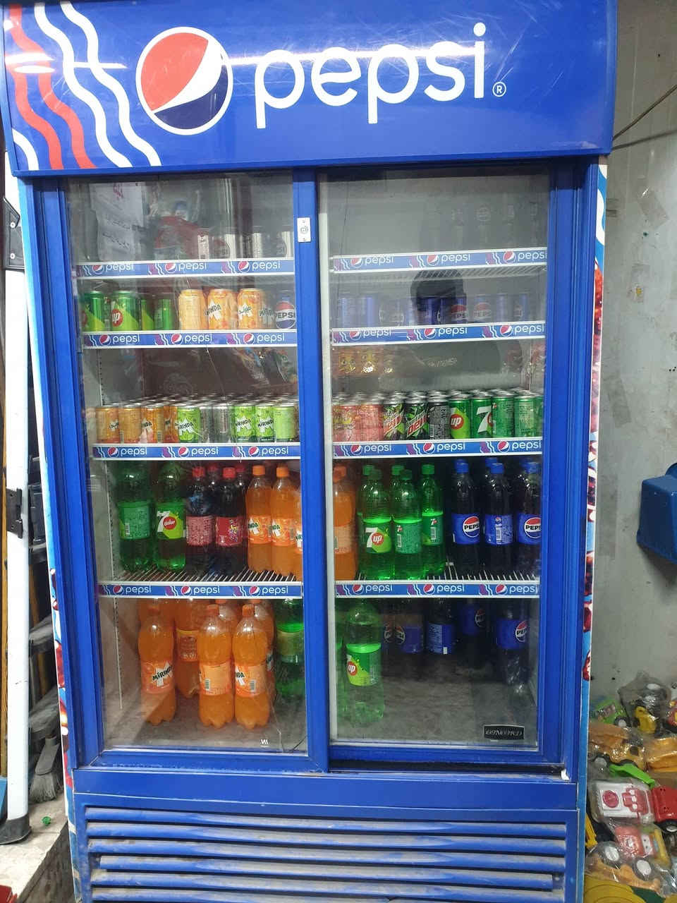 اسواق و امخضر و مخزن للبيع العنوان حي اور خلف مطعم كص احميدان الاستفسار ***********
