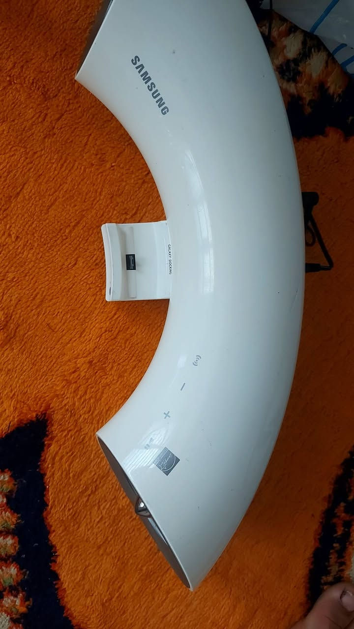 سبيكر سامسونك صوتة مو طبيعي البيز والنبرة مالتة السعر بالموقع غالي كهرباء ابلوتوث اواكس USB  السعر خاص متوفر توصيل


**إذا كنت صاحب هذا الإعلان وتريد حذفه لأي سبب، رجاءا أرسل رسالة إلى الدعم الفني**