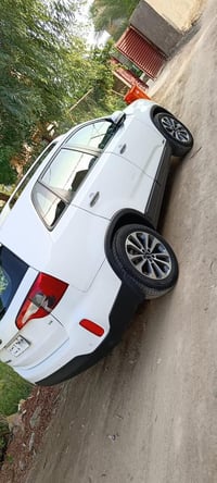 سياره سورنتو خليجي موديل 2014 موصفات بنرامه  حساسات امامي وخلفي  بصمه ...