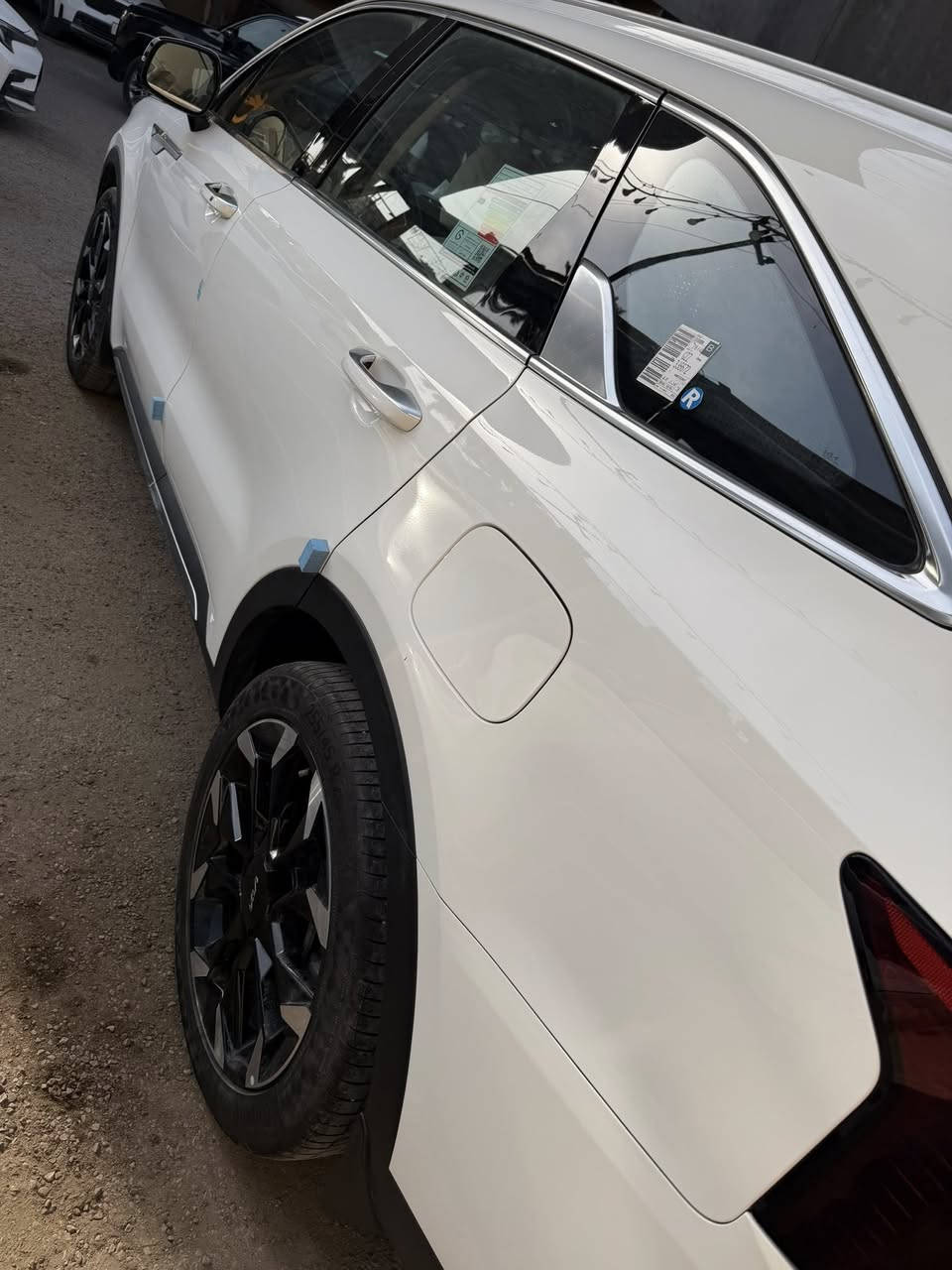 كيا سورنتو خليجي بانوراما ماشية 11000نص فول ضمان الدولية مكفولة كفالة عامة العنوان بغداد الكرادة السعر 32500 هاتف ***********
