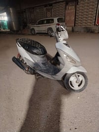 دراجة نارية • مكلفة