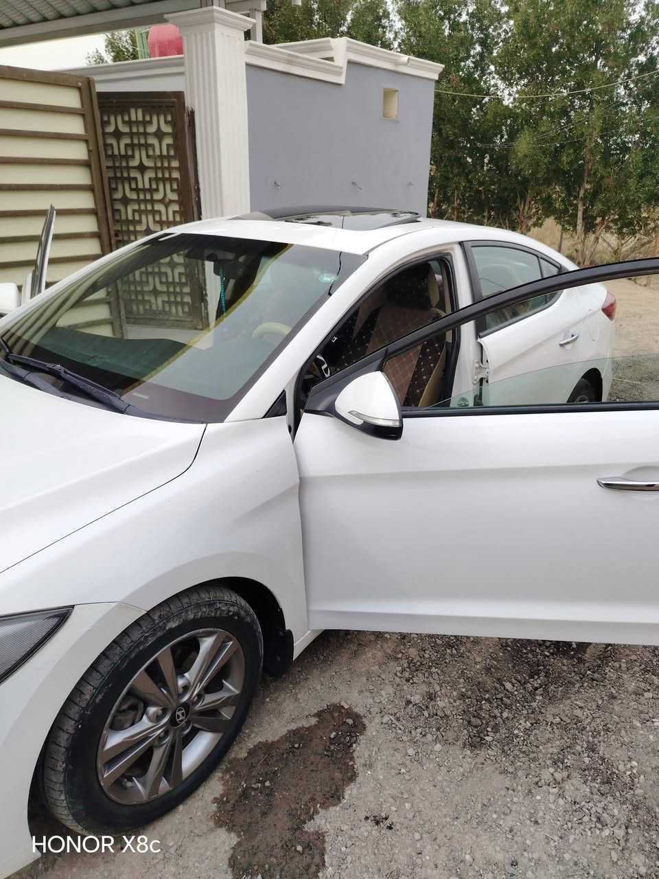 من رخص الادمن
النترا 18 للبيع باسمي مكفوله

 سياره فول موصفات ماعدى البصمه

رقم انكليزي أربيل جاهزه من كل نواحي

تواصل *********** الديوانيه شارع المسبح
