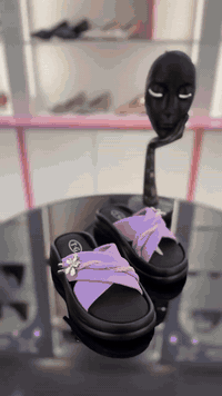 العنوان بسمايه الشارع العام 
نموذج من البضاعه. 
لا نتعامل بالشعبي   ماركات معروفه  معتمده 
كوالتي عالي. أسعار ثابته نسائي فقط. أسم المحل الجديد ناي


**إذا كنت صاحب هذا الإعلان وتريد حذفه لأي سبب، رجاءا أرسل رسالة إلى الدعم الفني**