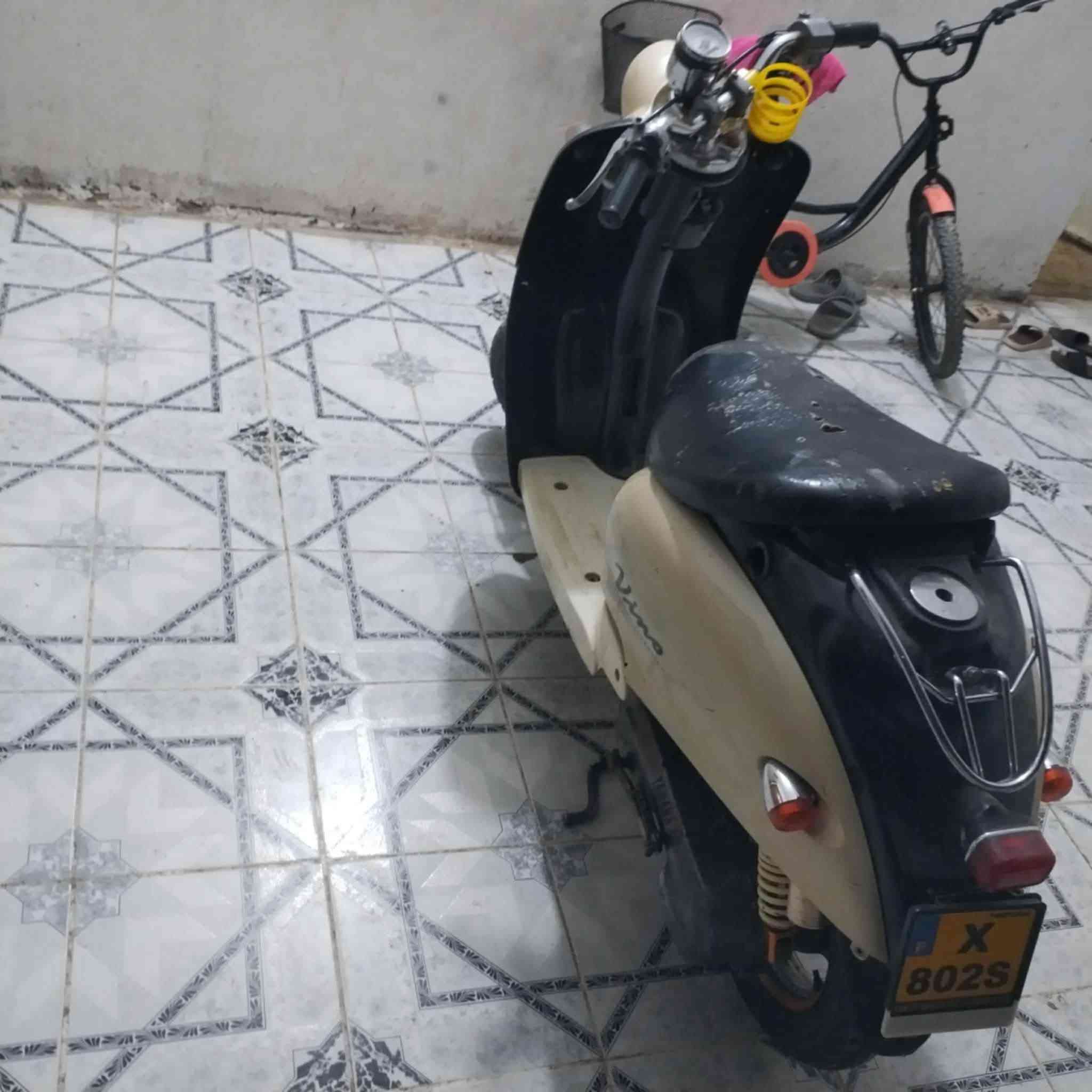 السلام عليكم للبيع مصريه نثيه شغاله كابريتر اصليه مال تفصيخ صلنصه جديده عداد كيلو متر شغال شرط هندر واحد السلف عاطل لايت عالي ناصي بك لايت اشاير كهربائياتهه كلهه شغاله السعر 170 وبيهه مجال مكاني كوت داموك اليحب يتواصل وياي يراسلني وبالخدمه


**إذا كنت صاحب هذا الإعلان وتريد حذفه لأي سبب، رجاءا أرسل رسالة إلى الدعم الفني**