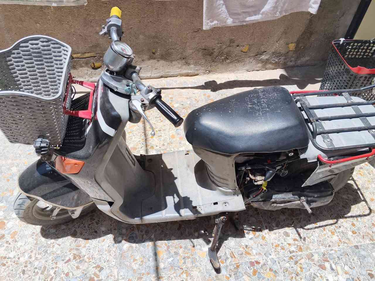 سلام عليكم ذبانه بيكم للبيع نضيفه بس الهندر كاض ابيعها كوم حديد رجان المو شراي لا يراسل سعر خاص


**إذا كنت صاحب هذا الإعلان وتريد حذفه لأي سبب، رجاءا أرسل رسالة إلى الدعم الفني**
