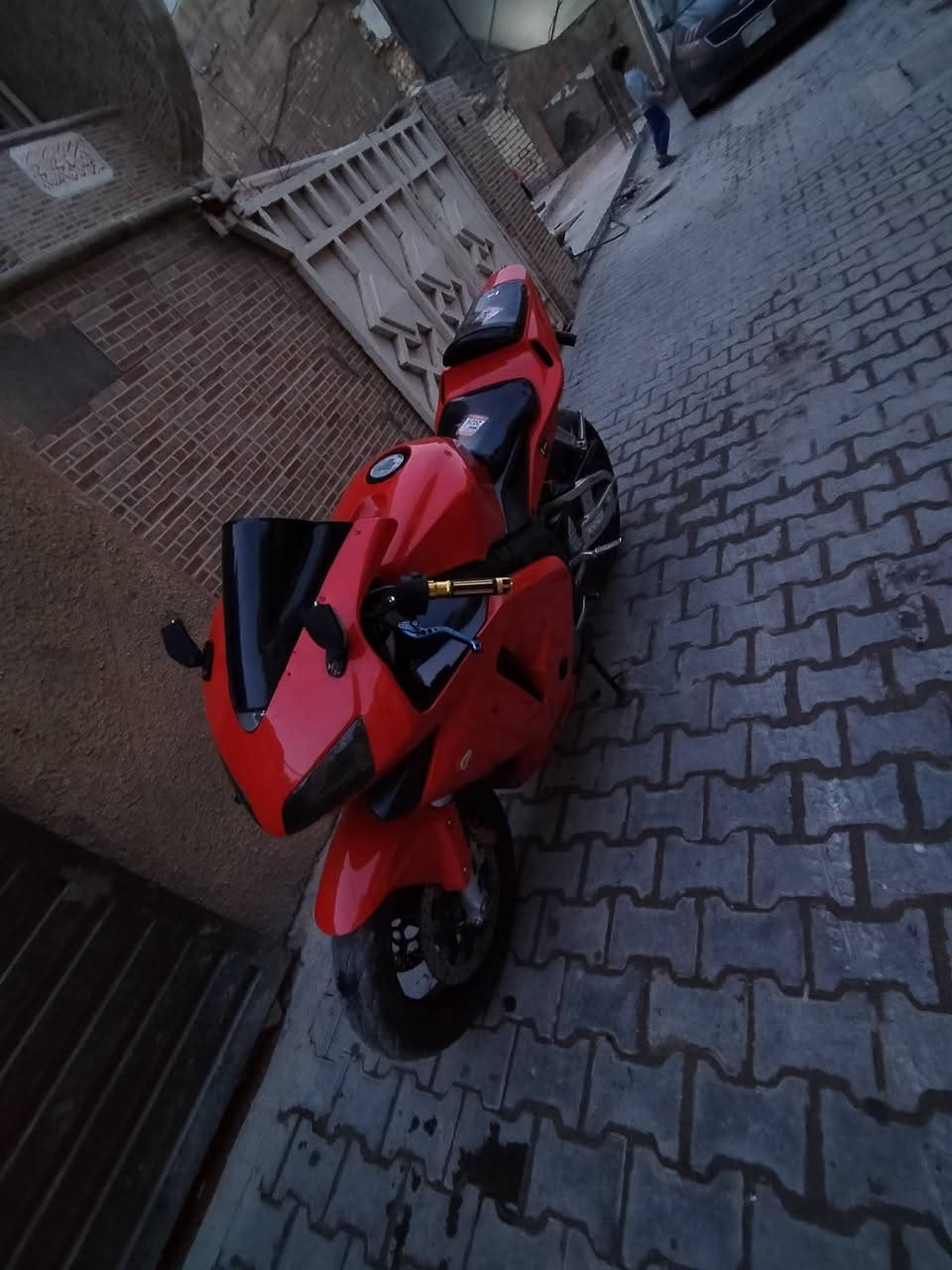 سلام عليكم
بطح هوندا rr600 مديل6 اوراق دراجه بيه فقط تصعد حماوه رايده مراوس شعندك نزل


**إذا كنت صاحب هذا الإعلان وتريد حذفه لأي سبب، رجاءا أرسل رسالة إلى الدعم الفني**