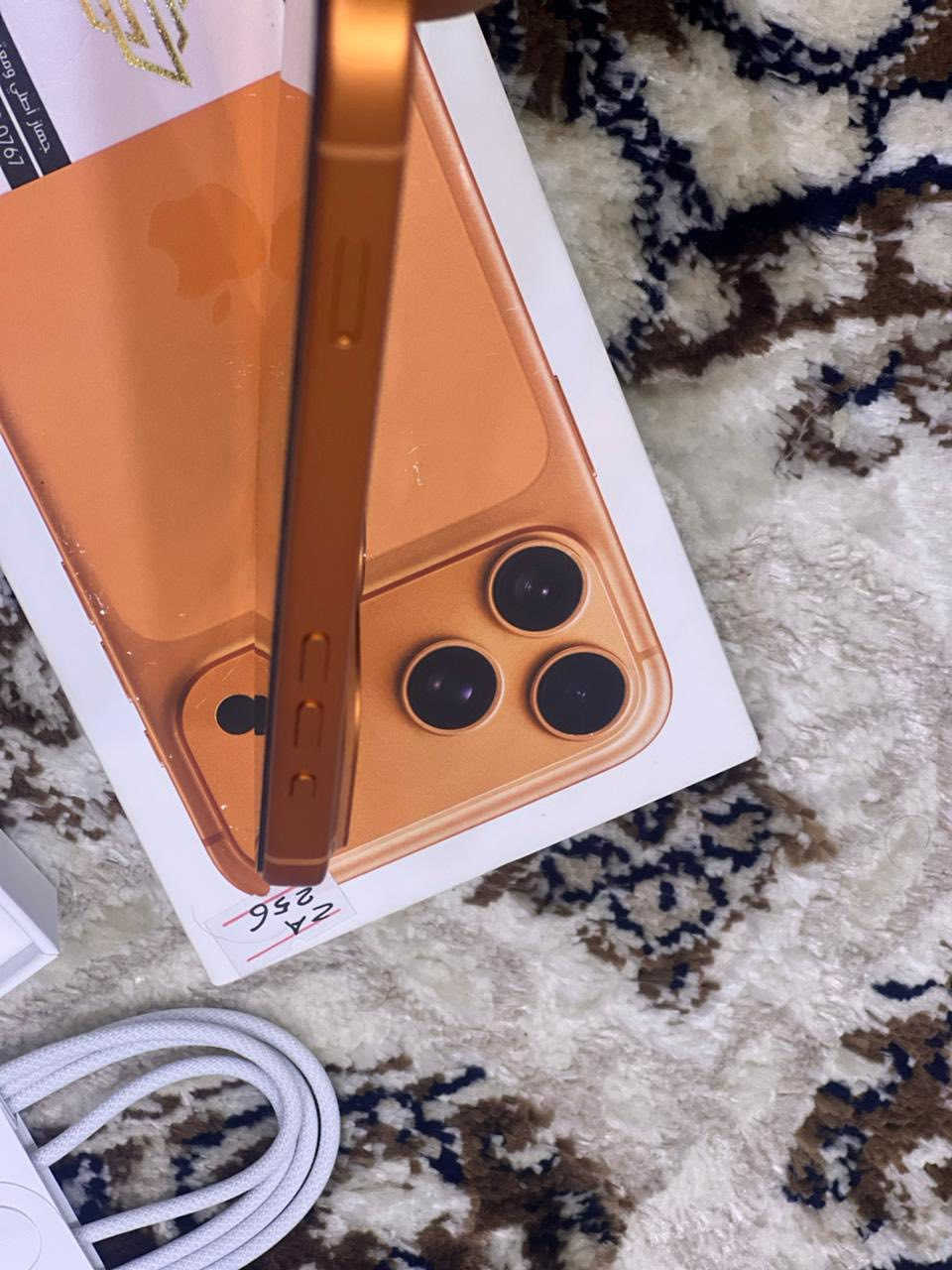 السلام وعليكم ايفون 17برو ماكس جهاز نضيف100/100 ملحقاته كاملة مكاني المشتل السعر 1925 بي مجال بسيط 
***********
