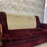 تخم قنفات (١٠) مقعد الموقع الحرية شارع ٣٠ السعر ٢٢٥ الف للاتصال ٠٧٧١٧٤...