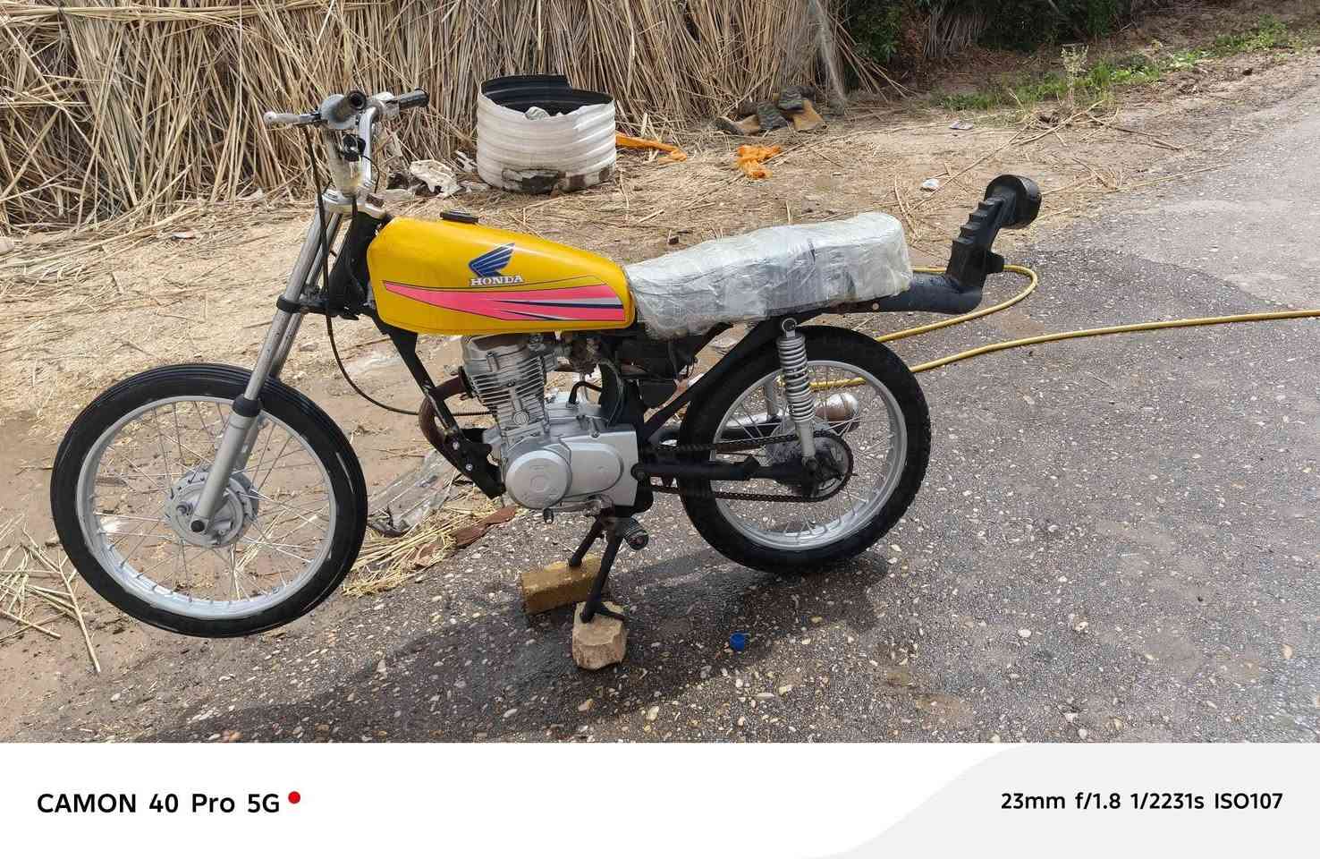 عليكم  لبيع نامه شلامجه لصلي هيه وراق بايعك كلك السعر 500بيها مجال الدراجه خيرمن الله ***********
