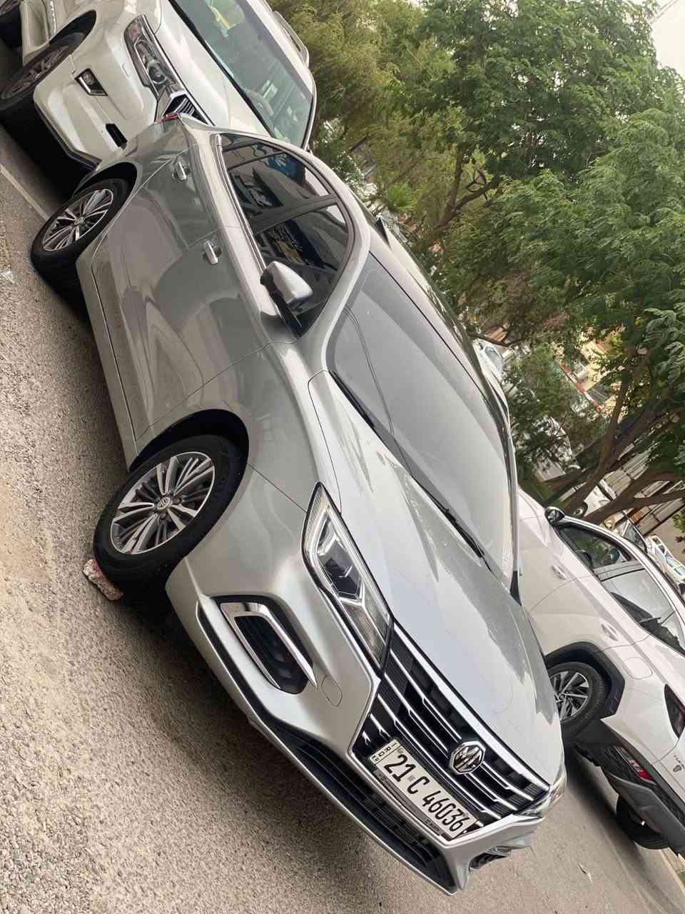 MG5 2023 luxury
فول مواصفات. بةصمه. بريك بصمه . ئوتوهولد. ٤كامرة . صلايد . كوشنات جلد و هيتةر .الكثير من الميزات الأخرى...يدة واحده.
.ماشيه ٣٣ كيلو سعر(١١٢) بيها مجال بصيط
***********
